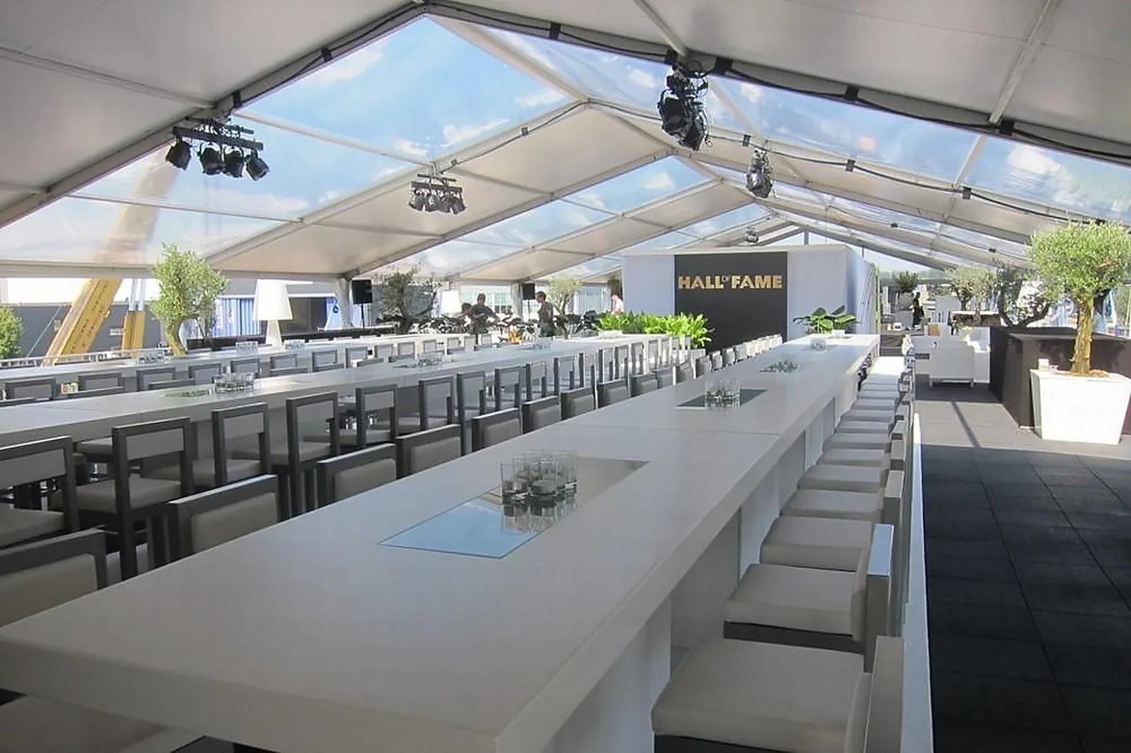 Prestataire Technique Audiovisuel, STANDISTES - MONTREUIL (SEINE-SAINT-DENIS) : CLAMENS DESIGN