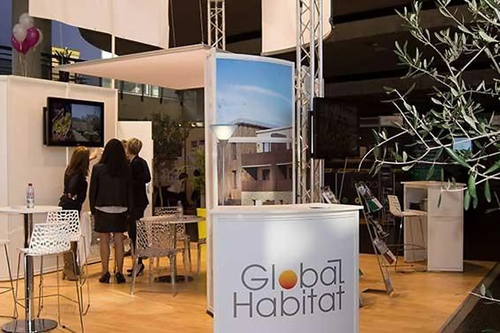 Prestataire Technique Audiovisuel, STANDISTES - REIMS (MARNE) : ADEXPO