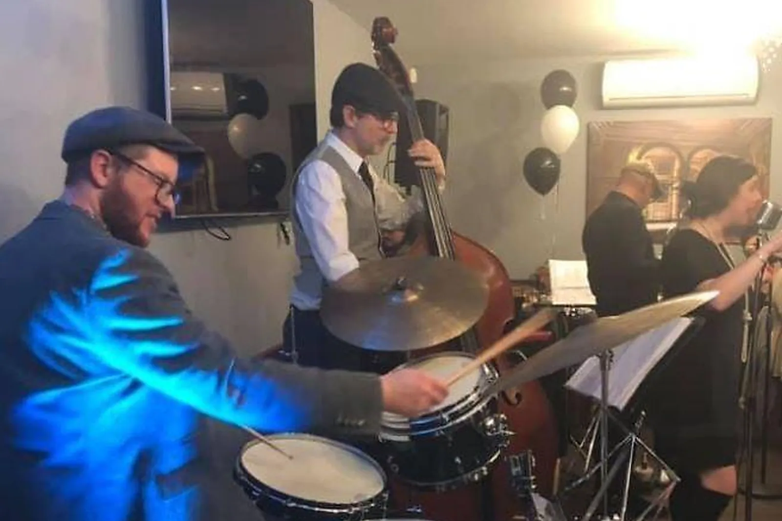 Jazz manouche/Gipsy, TEAM BUILDING - ARAMON (GARD) : JAZZ COCKTAIL