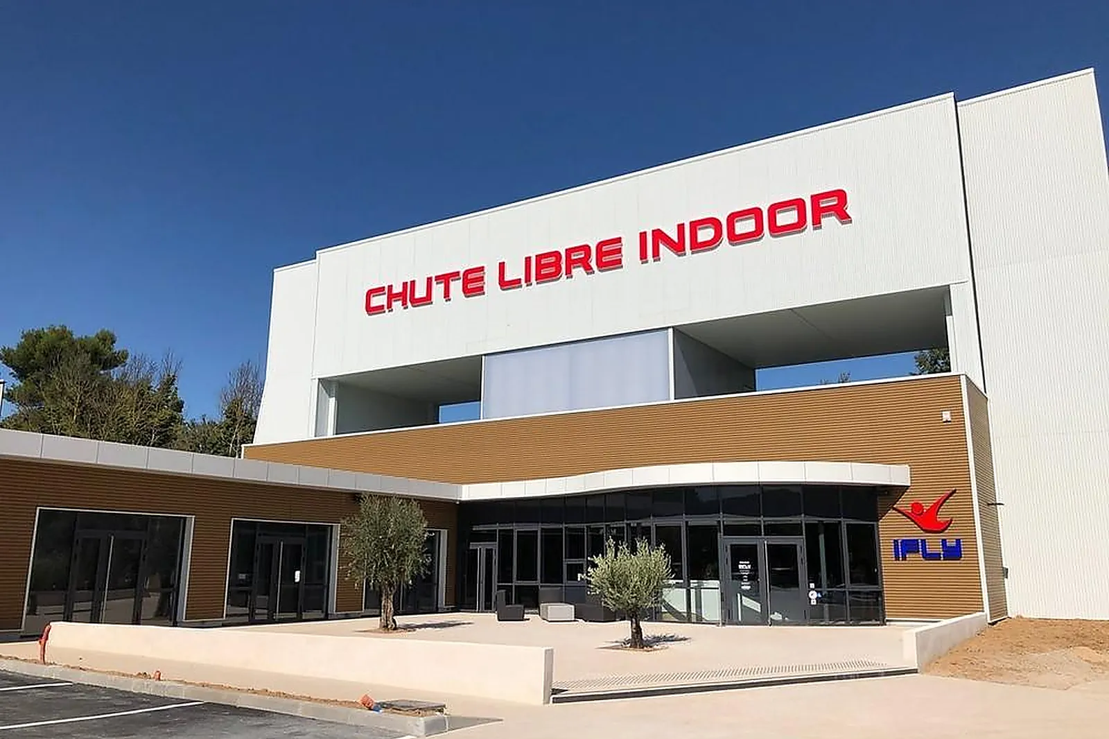 Team building insolite, TEAM BUILDING - BOUC-BEL-AIR (BOUCHES-DU-RHÔNE) : IFLY AIX-MARSEILLE