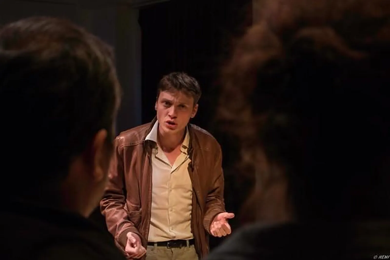 Team building musical, TEAM BUILDING - CHABEUIL (DRÔME) : COMPAGNIE DE THÉÂTRE YUGEN