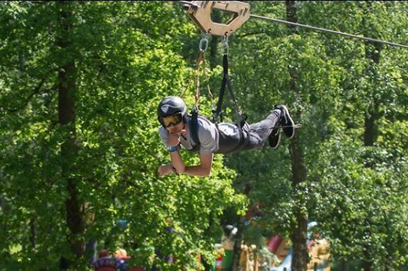 Team building sportif, TEAM BUILDING - FUMAY (ARDENNES) : TERRALTITUDE