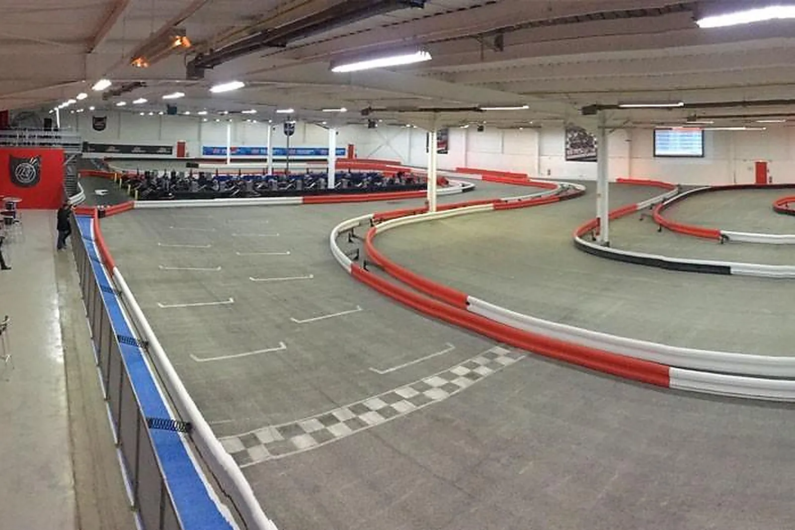 Team building automobile, TEAM BUILDING - GENAS (RHÔNE) : K1 SPEED