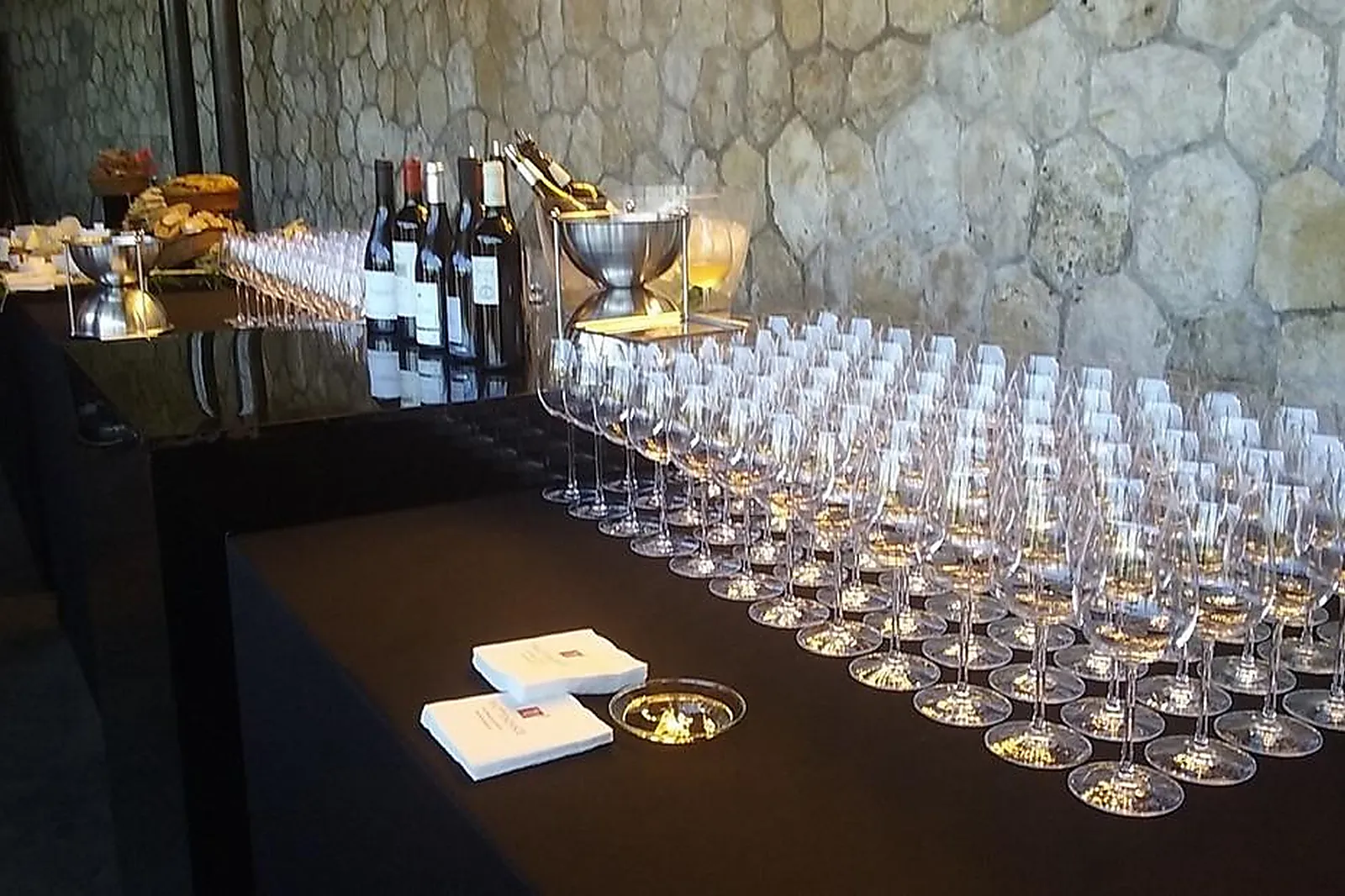 Team building original, TEAM BUILDING - LA CHAPELLE-SAINT-AUBIN (SARTHE) : TELL ME WINE