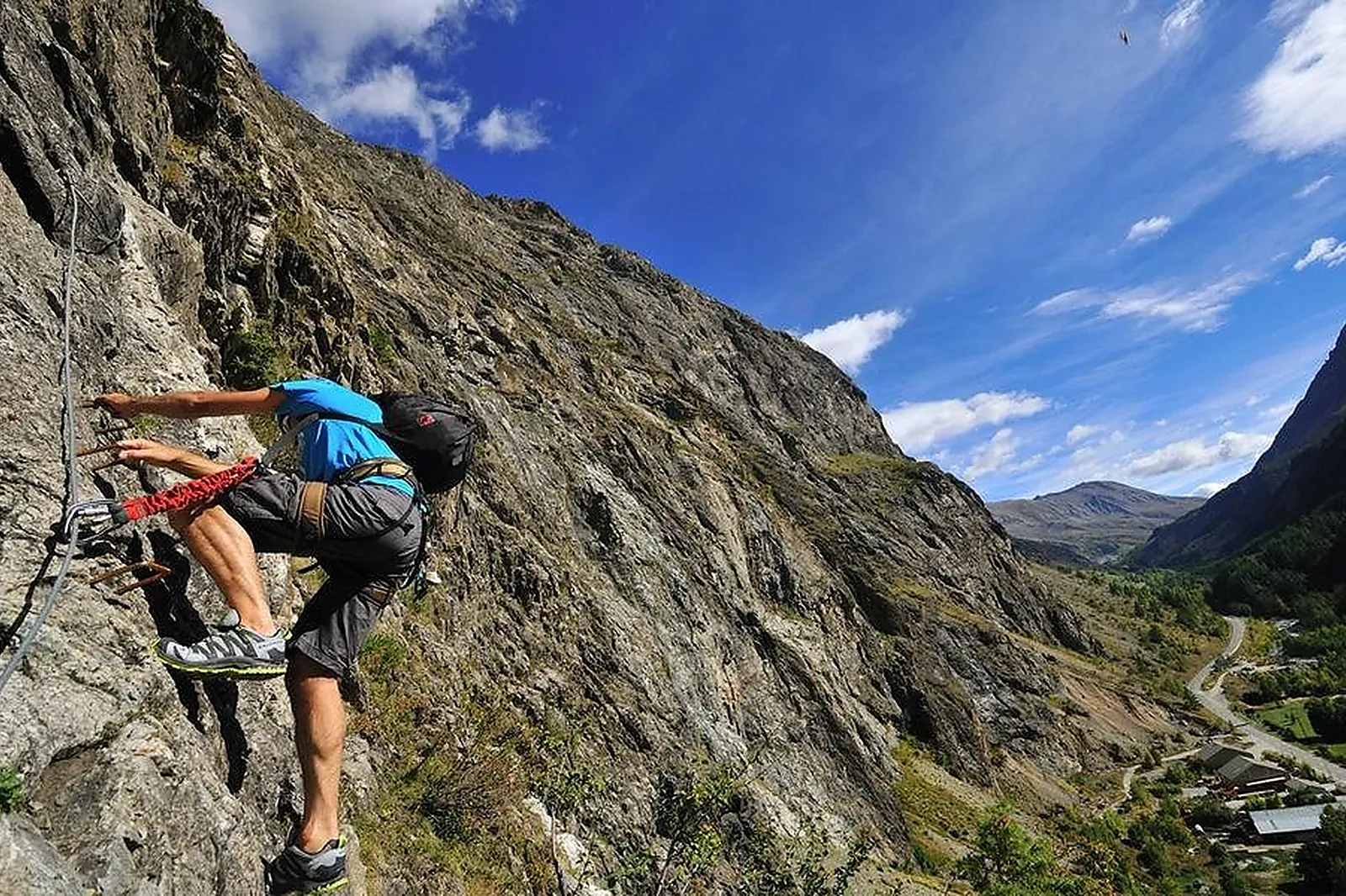 Team building sportif, TEAM BUILDING - LA GRAVE (HAUTES-ALPES) : NO LIMIT RAFTING