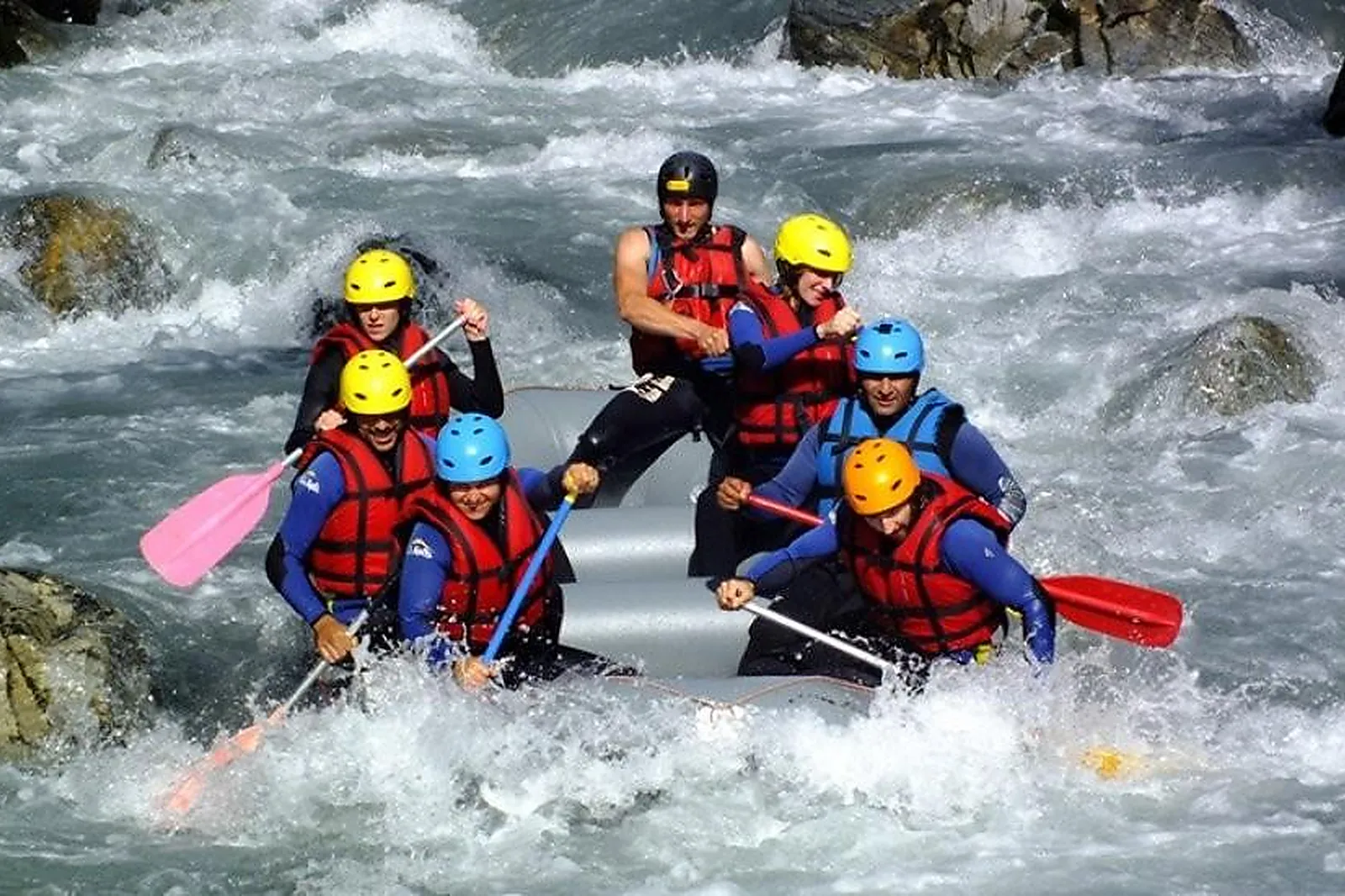 Team building sportif, TEAM BUILDING - LA GRAVE (HAUTES-ALPES) : NO LIMIT RAFTING