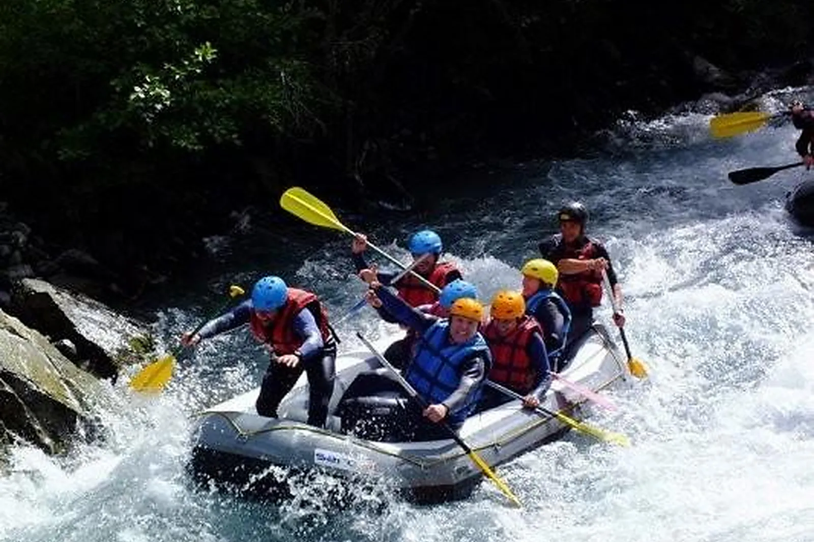 Team building sportif, TEAM BUILDING - LA GRAVE (HAUTES-ALPES) : NO LIMIT RAFTING