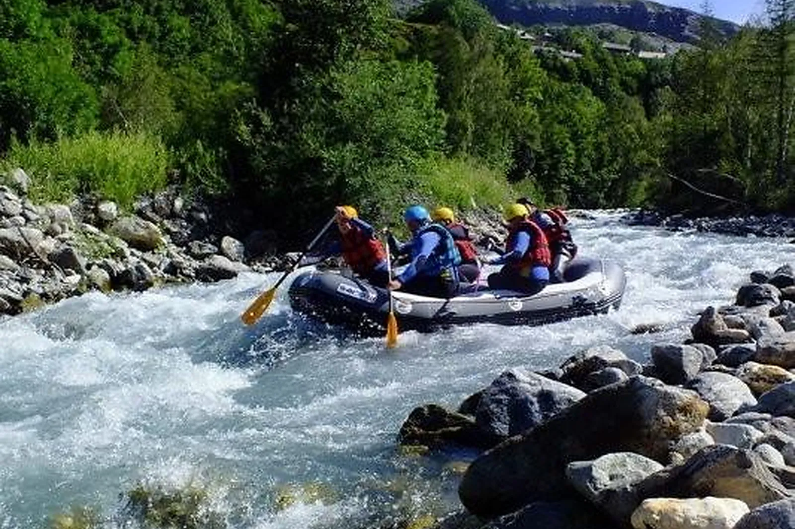 Team building sportif, TEAM BUILDING - LA GRAVE (HAUTES-ALPES) : NO LIMIT RAFTING