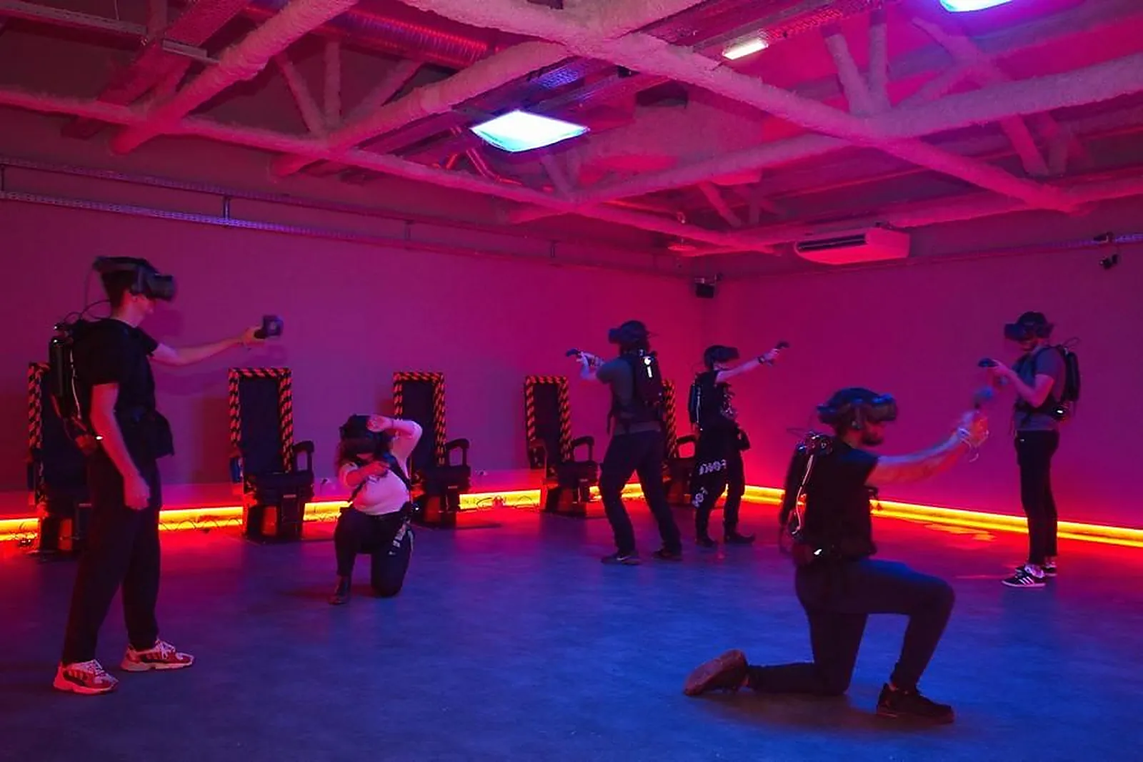 Team building en ligne, TEAM BUILDING - MARSEILLE (BOUCHES-DU-RHÔNE) : ILLUCITY MARSEILLE CENTRE VILLE