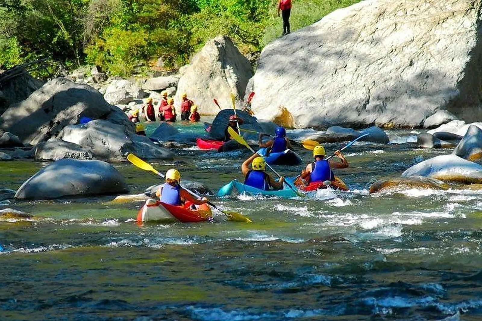 Team building sportif, TEAM BUILDING - MEOLANS-REVEL (ALPES-DE-HAUTE-PROVENCE) : OUEDS AND RIOS RAFTING