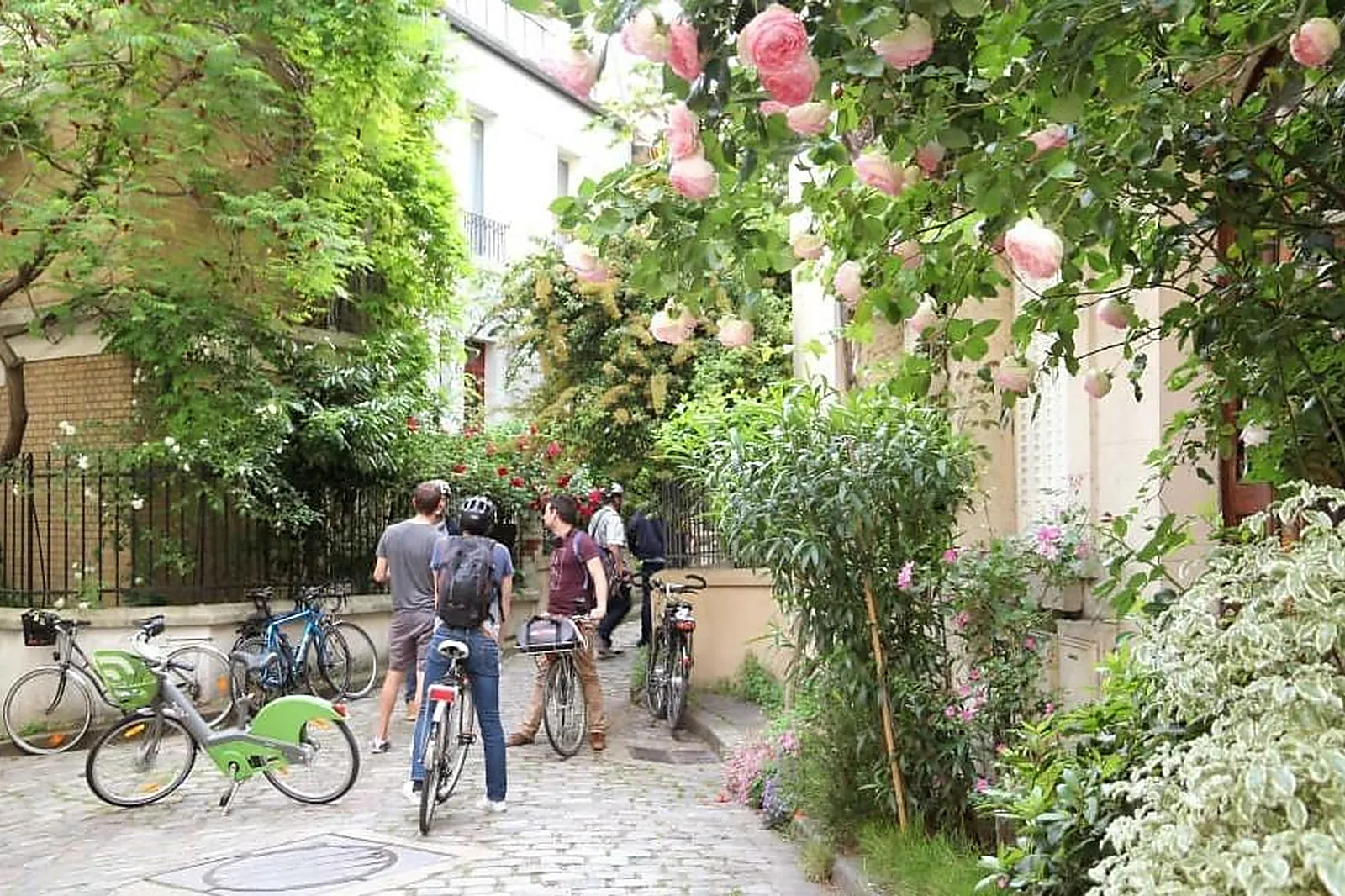 Team building en ligne, TEAM BUILDING - MEUDON (HAUTS-DE-SEINE) : FUNBOOKER