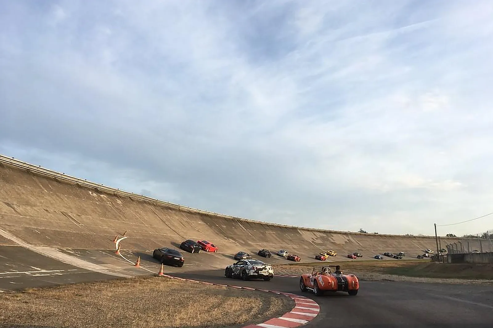 Team building automobile, TEAM BUILDING - MORTEFONTAINE (OISE) : PARIS AUTO EVENTS