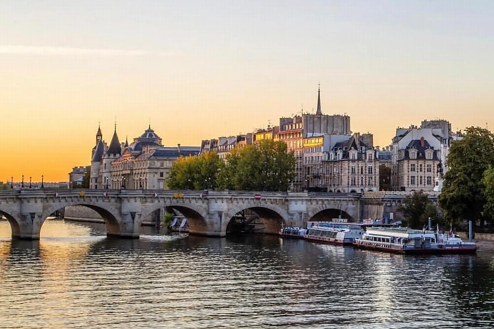 Team building original, TEAM BUILDING - PARIS (PARIS) : LE LIBRE PROMENEUR