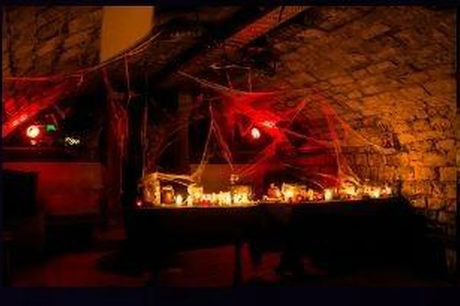 Team building insolite, TEAM BUILDING - PARIS (PARIS) : PRIZONERS PARIS