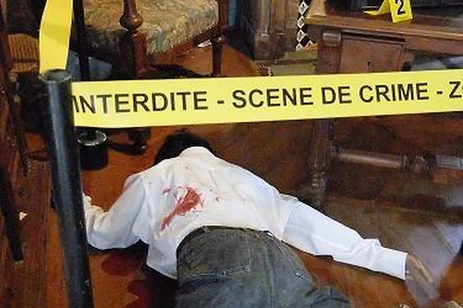 Team building insolite, TEAM BUILDING - ROUFFIAC-TOLOSAN (HAUTE-GARONNE) : MORTELLE SOIRÉE