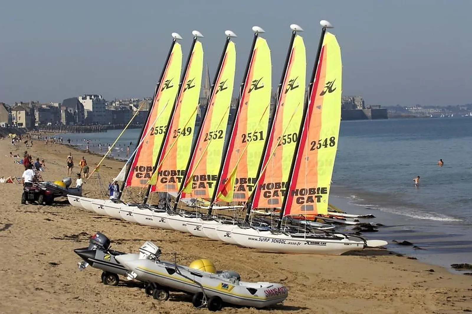 Team building sportif, TEAM BUILDING - SAINT-MALO (ILLE-ET-VILAINE) : SURF SCHOOL