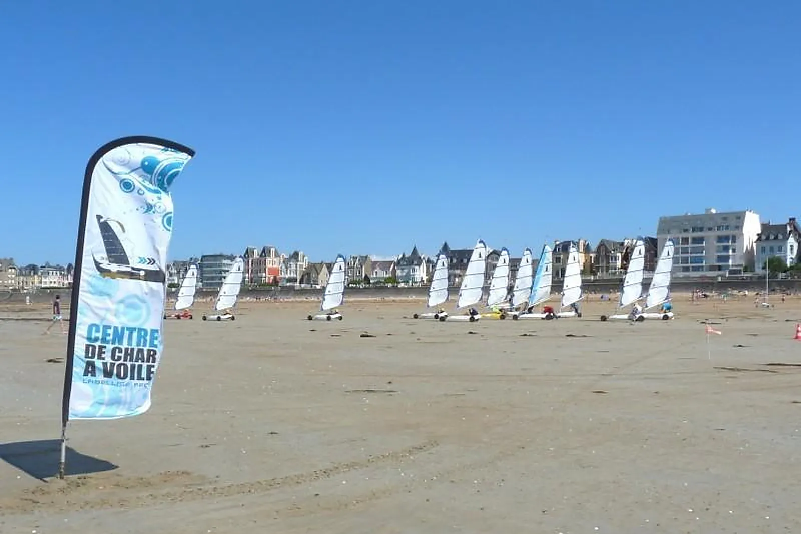 Team building sportif, TEAM BUILDING - SAINT-MALO (ILLE-ET-VILAINE) : SURF SCHOOL