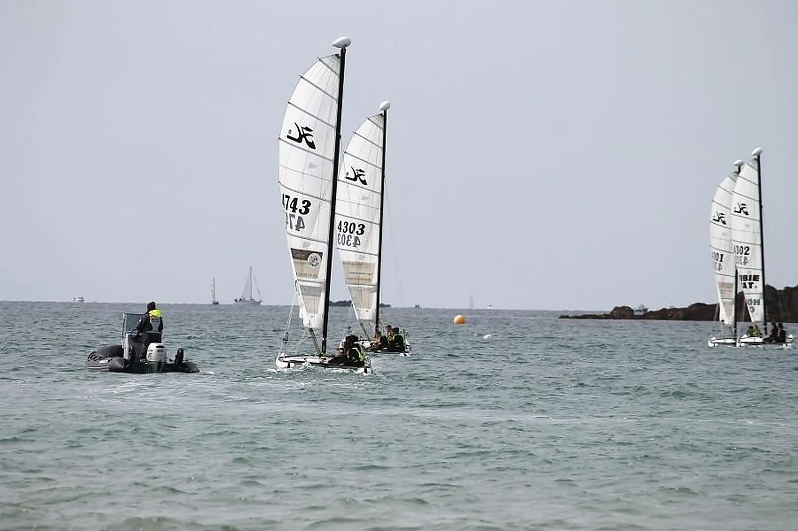 Team building sportif, TEAM BUILDING - SAINT-MALO (ILLE-ET-VILAINE) : SURF SCHOOL