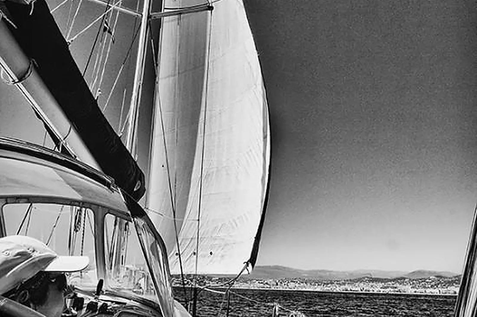 Team building voile, TEAM BUILDING - VALLAURIS (ALPES-MARITIMES) : LA MER À PORTÉE DE VOILES