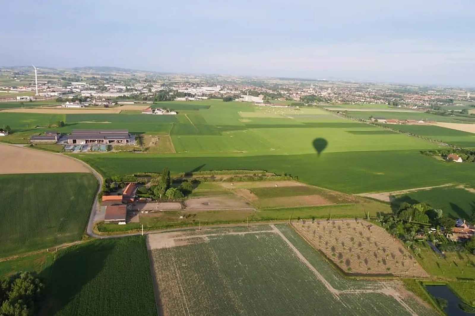 Team building insolite, TEAM BUILDING - WANBRECHIES (NORD) : LES BALLONS MIGRATEURS