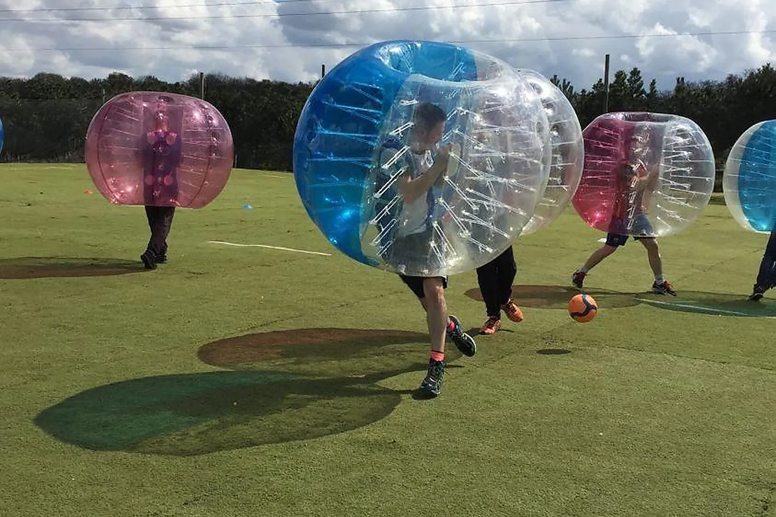 Team building sportif, TEAM BUILDING - WITRY-LES-REIMS (MARNE) : BUBBLE FOOT