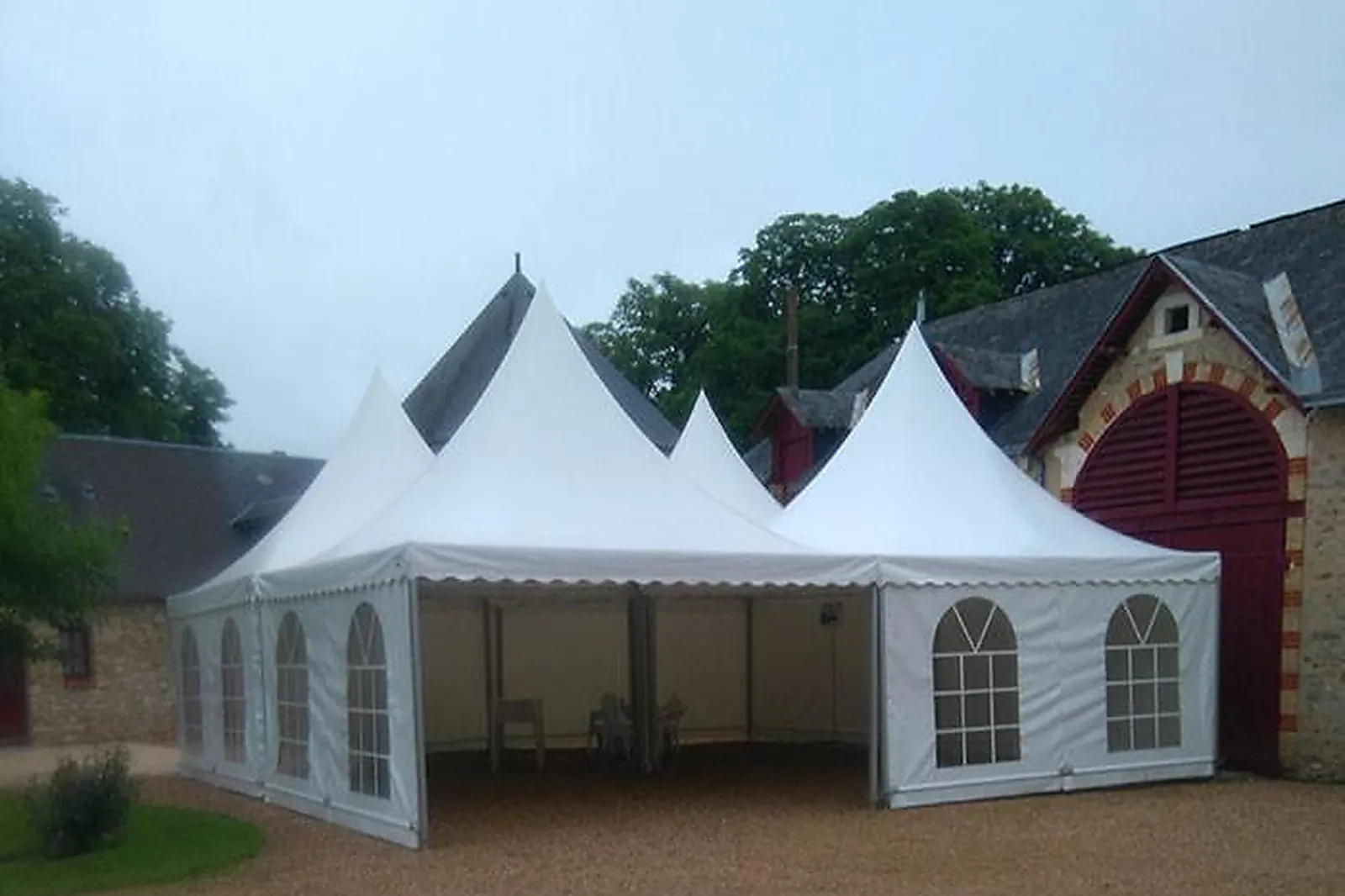 Tente et Chapiteau, TENTES ET CHAPITEAUX - ARCONNAY (SARTHE) : CHAPITEAUX ALENÇONNAIS