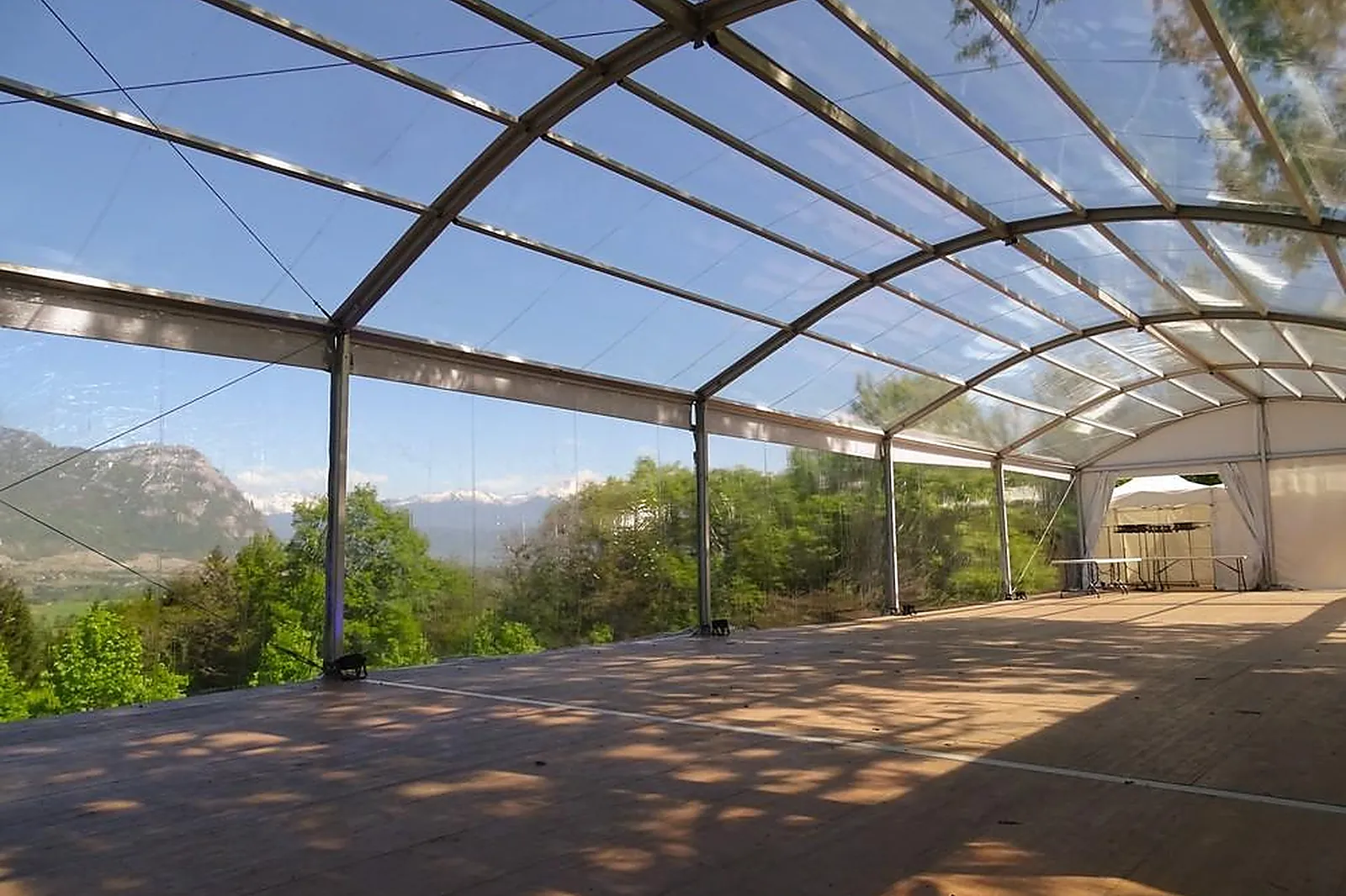 Tente et Chapiteau, TENTES ET CHAPITEAUX - CHAMBERY (SAVOIE) : COVER EVENT