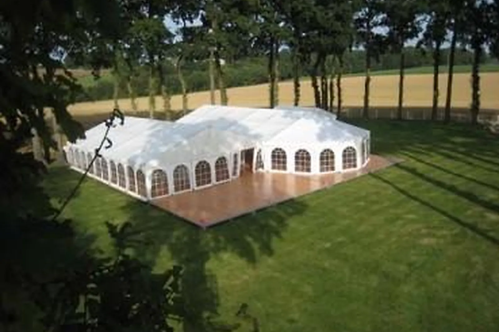 Tente et Chapiteau, TENTES ET CHAPITEAUX - DUNKERQUE (NORD) : DUNKERQUOISE (STÉ)