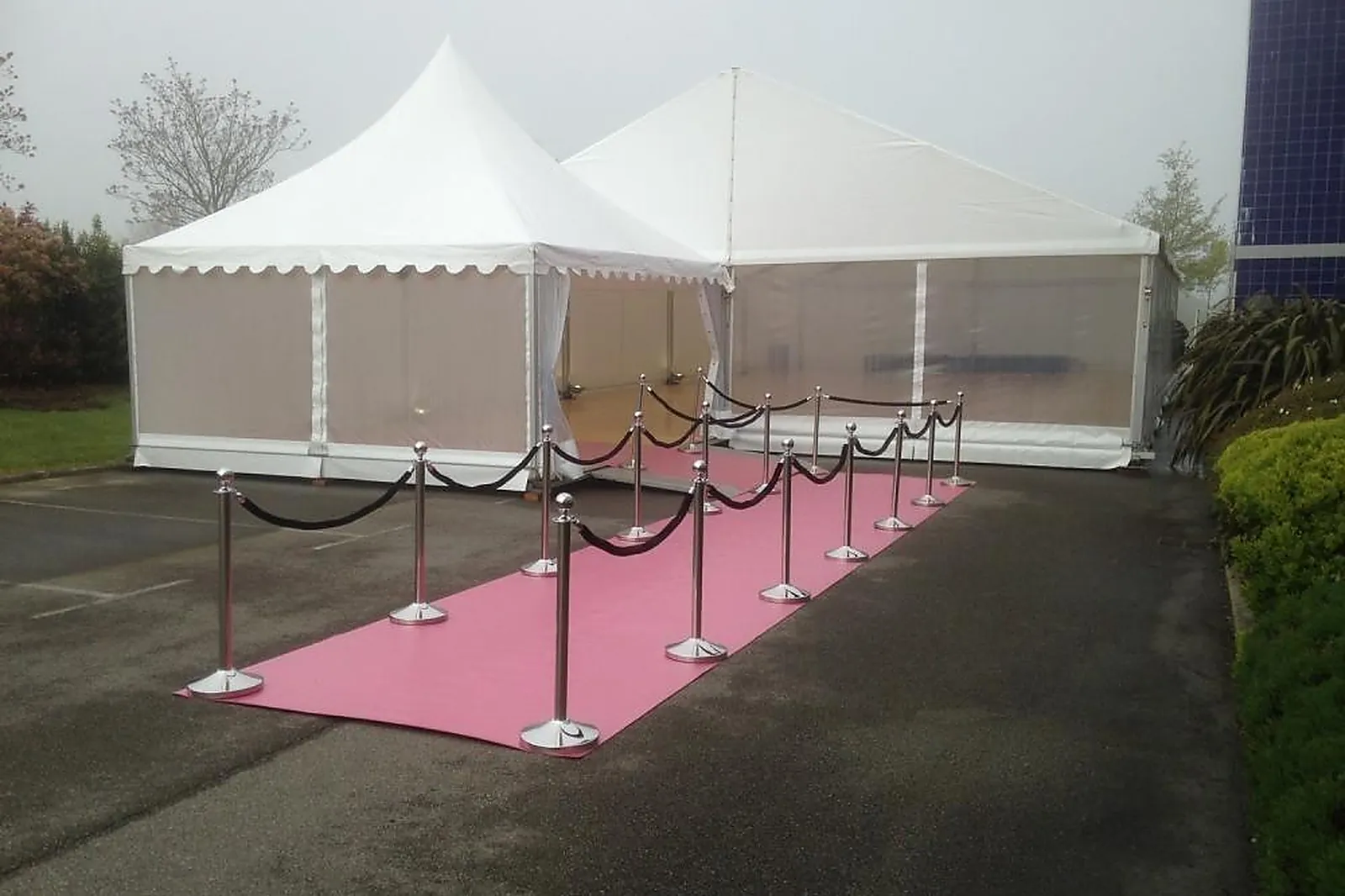 Tente et Chapiteau, TENTES ET CHAPITEAUX - LA-GUERCHE-DE-BRETAGNE (ILLE-ET-VILAINE) : VIGNAIS LOCATION