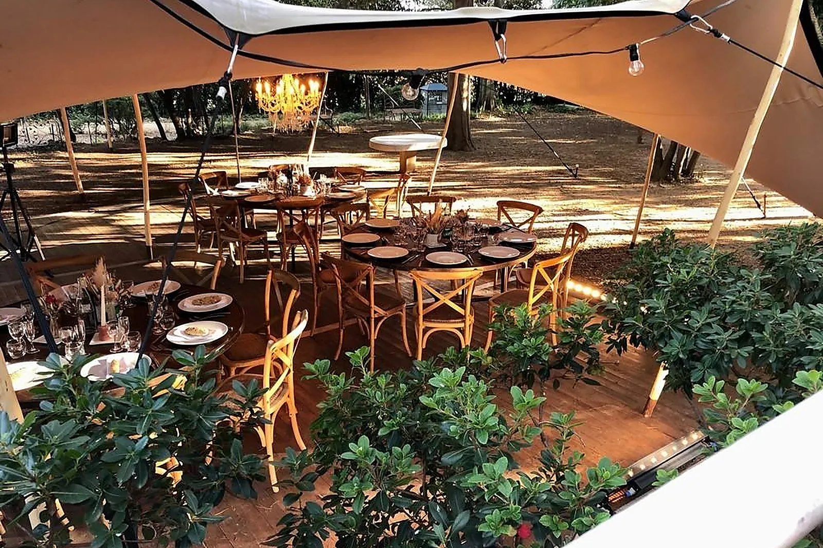 Mobilier et matériel événementiel, TENTES ET CHAPITEAUX - LUNEL-VIEL (HÉRAULT) : WOOD CONCEPT RECEPTION