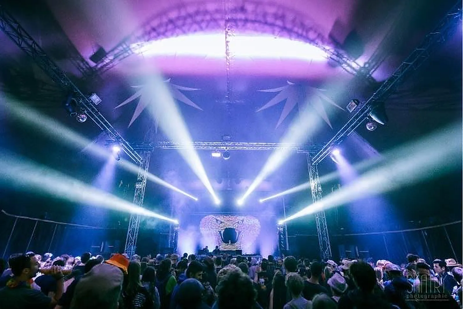 Tente et Chapiteau, TENTES ET CHAPITEAUX - LIFFRÉ (ILLE-ET-VILAINE) : KAHUT PALACE