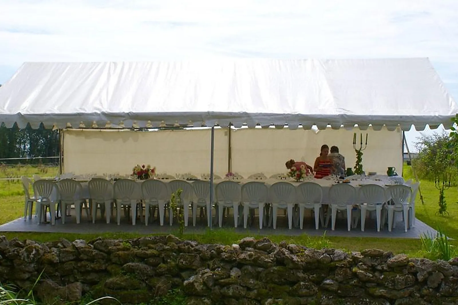 Tente et Chapiteau, TENTES ET CHAPITEAUX - MEUNG-SUR-LOIRE (LOIRET) : TENTE ET PLUS