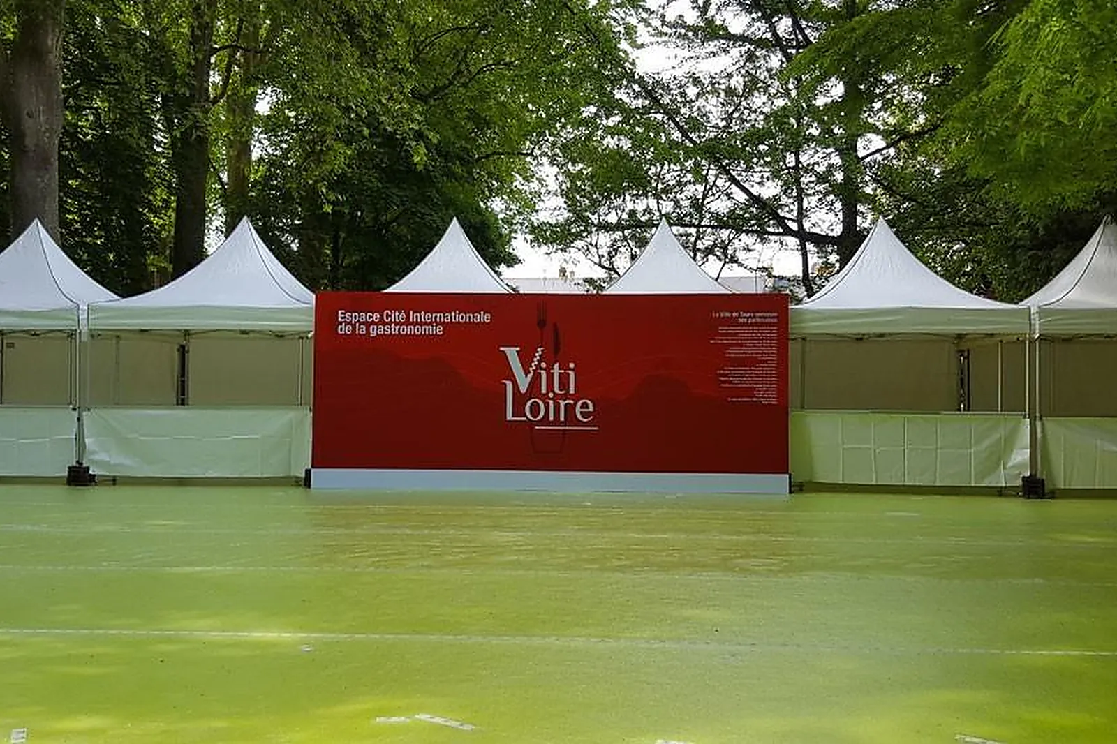 Tente et Chapiteau, TENTES ET CHAPITEAUX - MEUNG-SUR-LOIRE (LOIRET) : TENTE ET PLUS