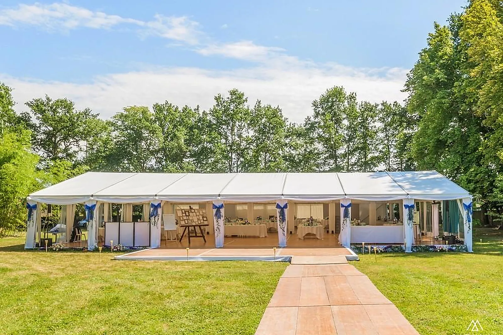 Tente et Chapiteau, TENTES ET CHAPITEAUX - MEUDON (HAUTS-DE-SEINE) : ATAWA