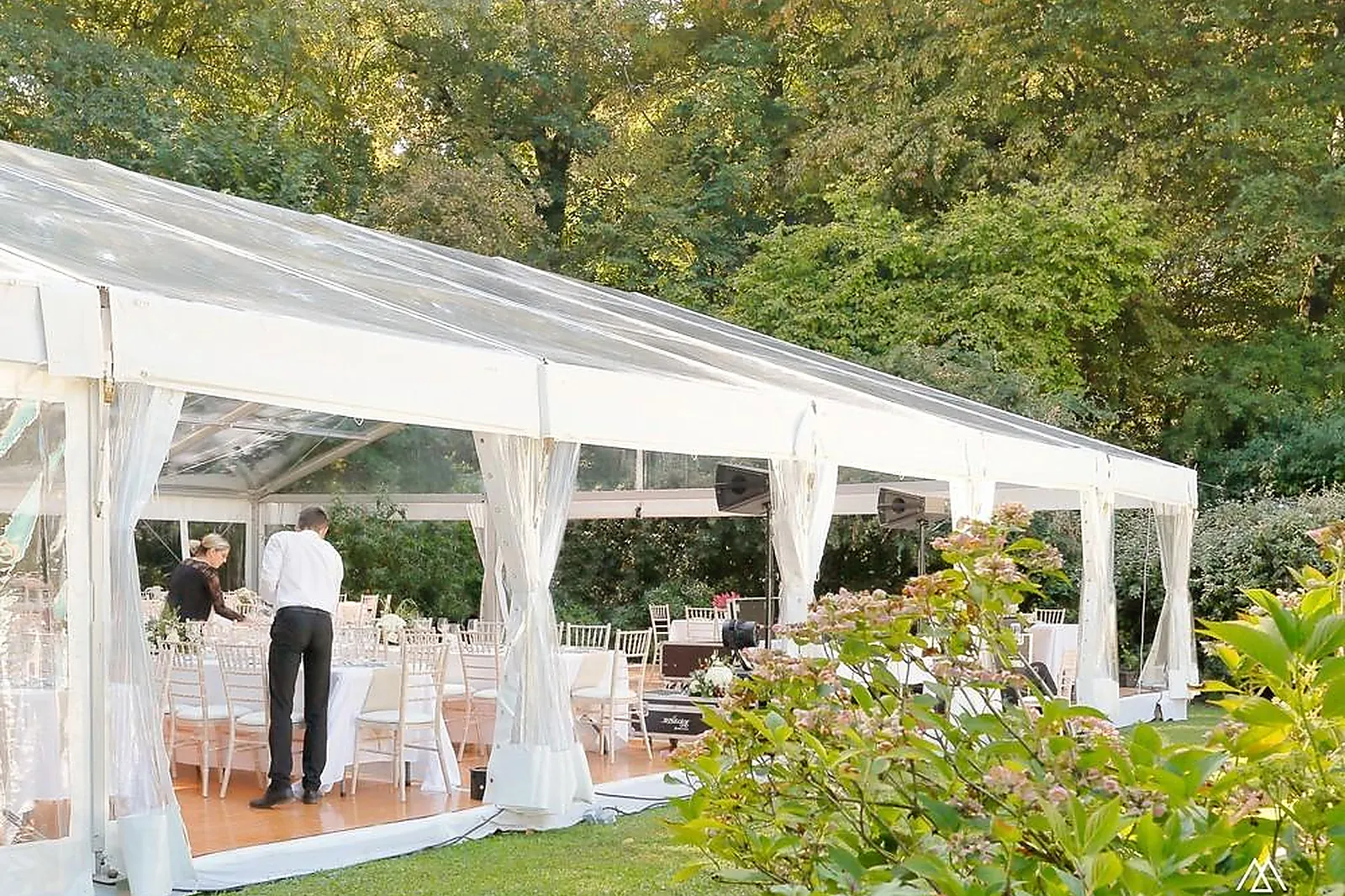 Tente et Chapiteau, TENTES ET CHAPITEAUX - MEUDON (HAUTS-DE-SEINE) : ATAWA