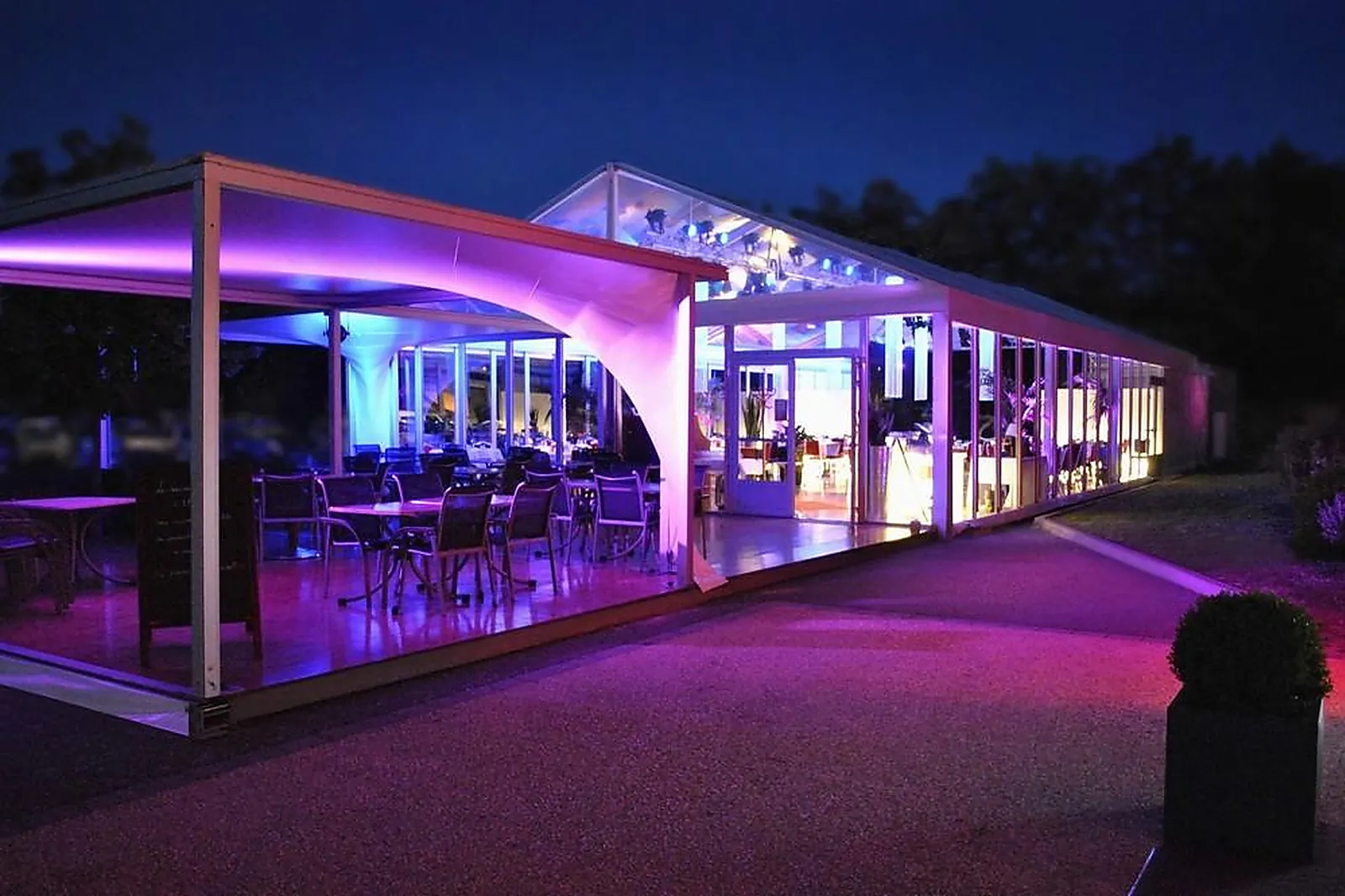 Tente et Chapiteau, TENTES ET CHAPITEAUX - REICHSTETT (BAS-RHIN) : ESPACE COUVERT