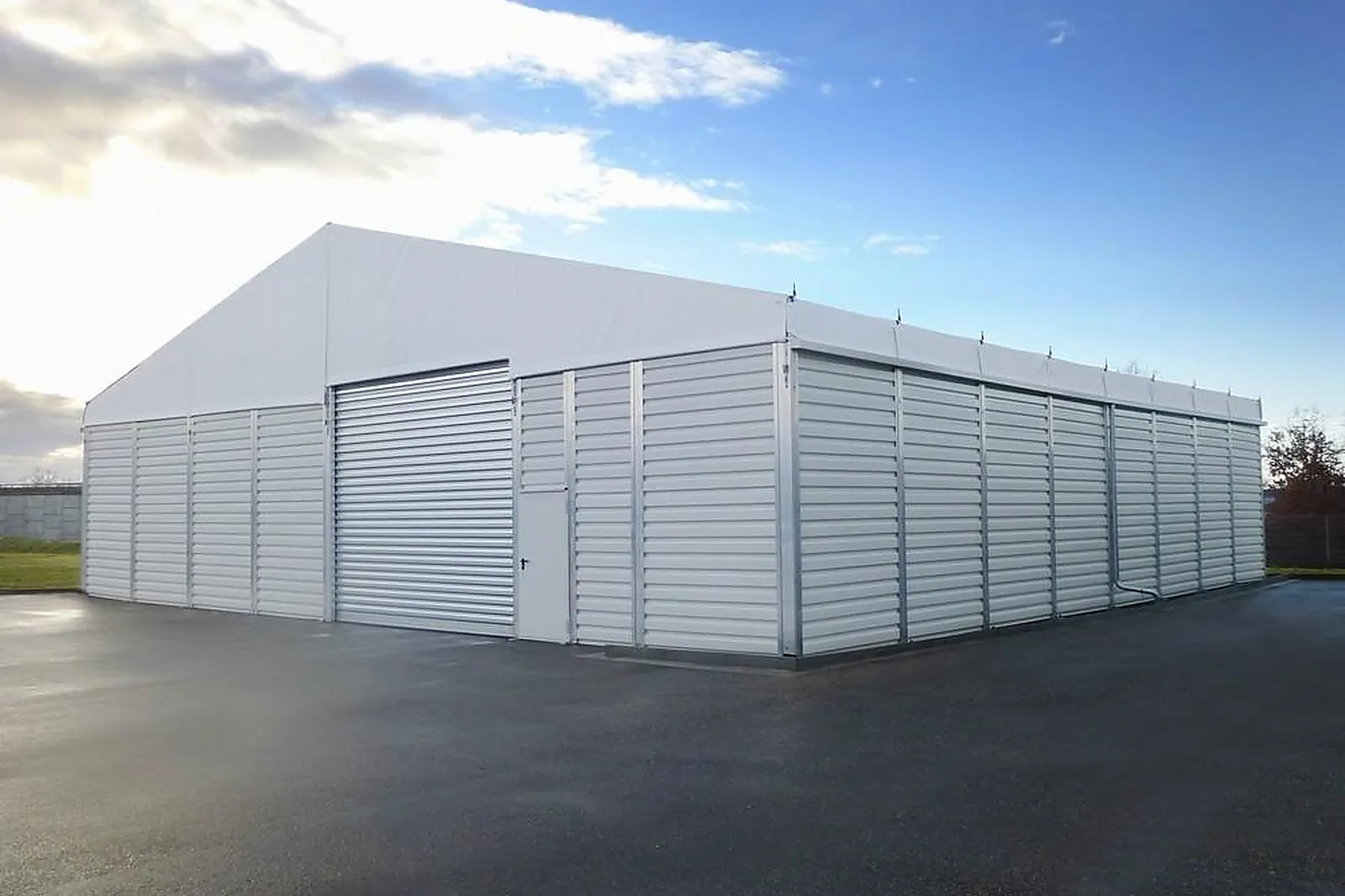 Tente et Chapiteau, TENTES ET CHAPITEAUX - REICHSTETT (BAS-RHIN) : ESPACE COUVERT