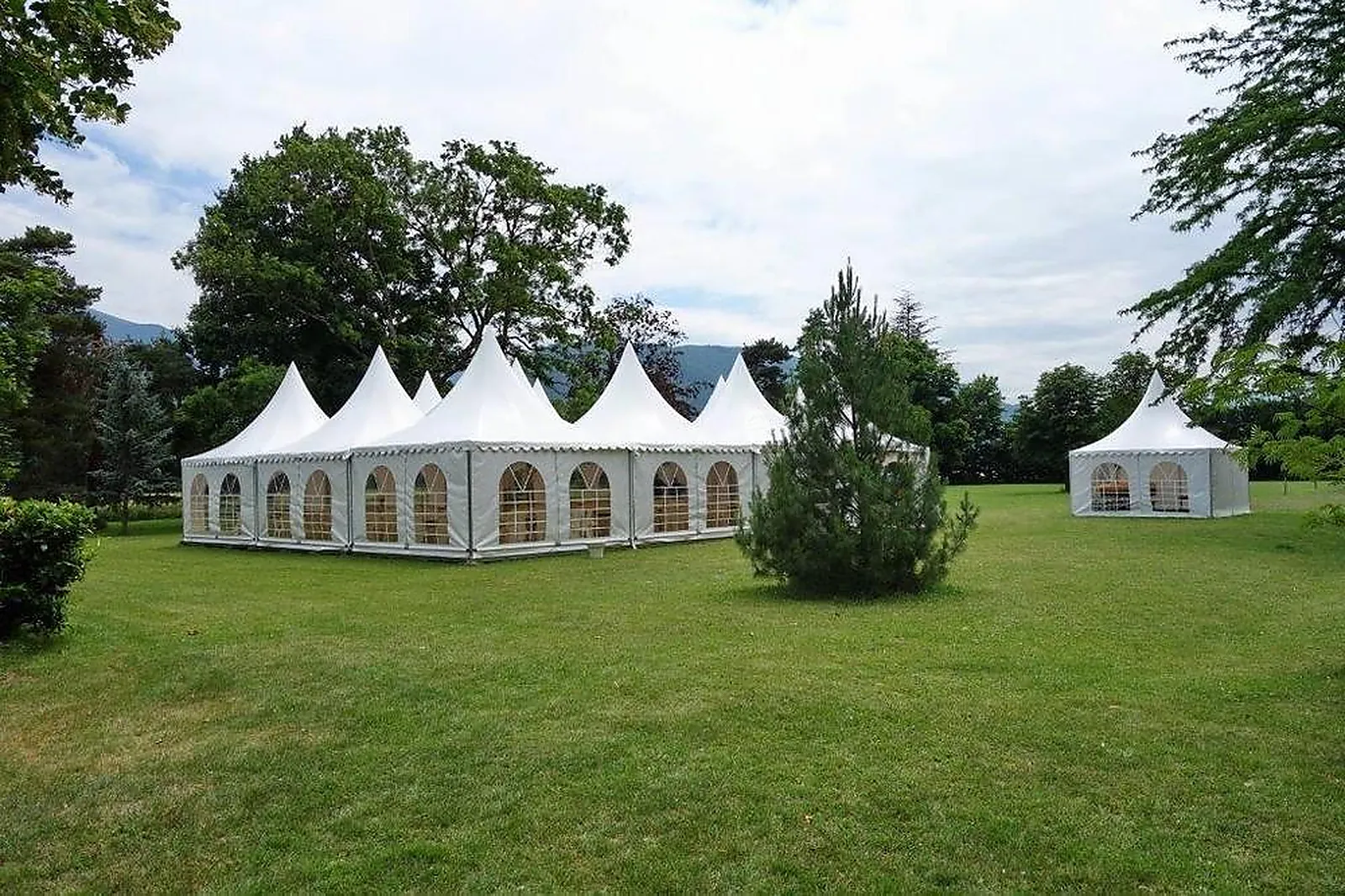 Tente et Chapiteau, TENTES ET CHAPITEAUX - SAINT-GEOIRE-EN-VALDAINE (ISÈRE) : VALDAINE CHAPITEAUX