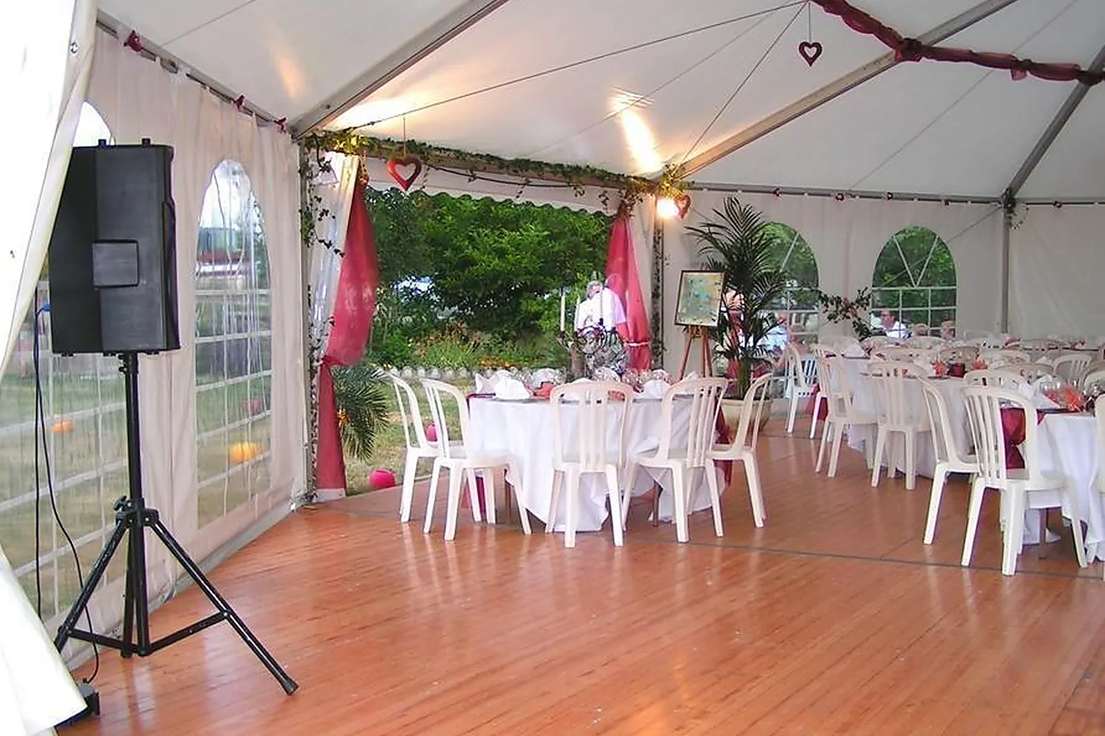 Tente et Chapiteau, TENTES ET CHAPITEAUX - SAINT-GEOIRE-EN-VALDAINE (ISÈRE) : VALDAINE CHAPITEAUX