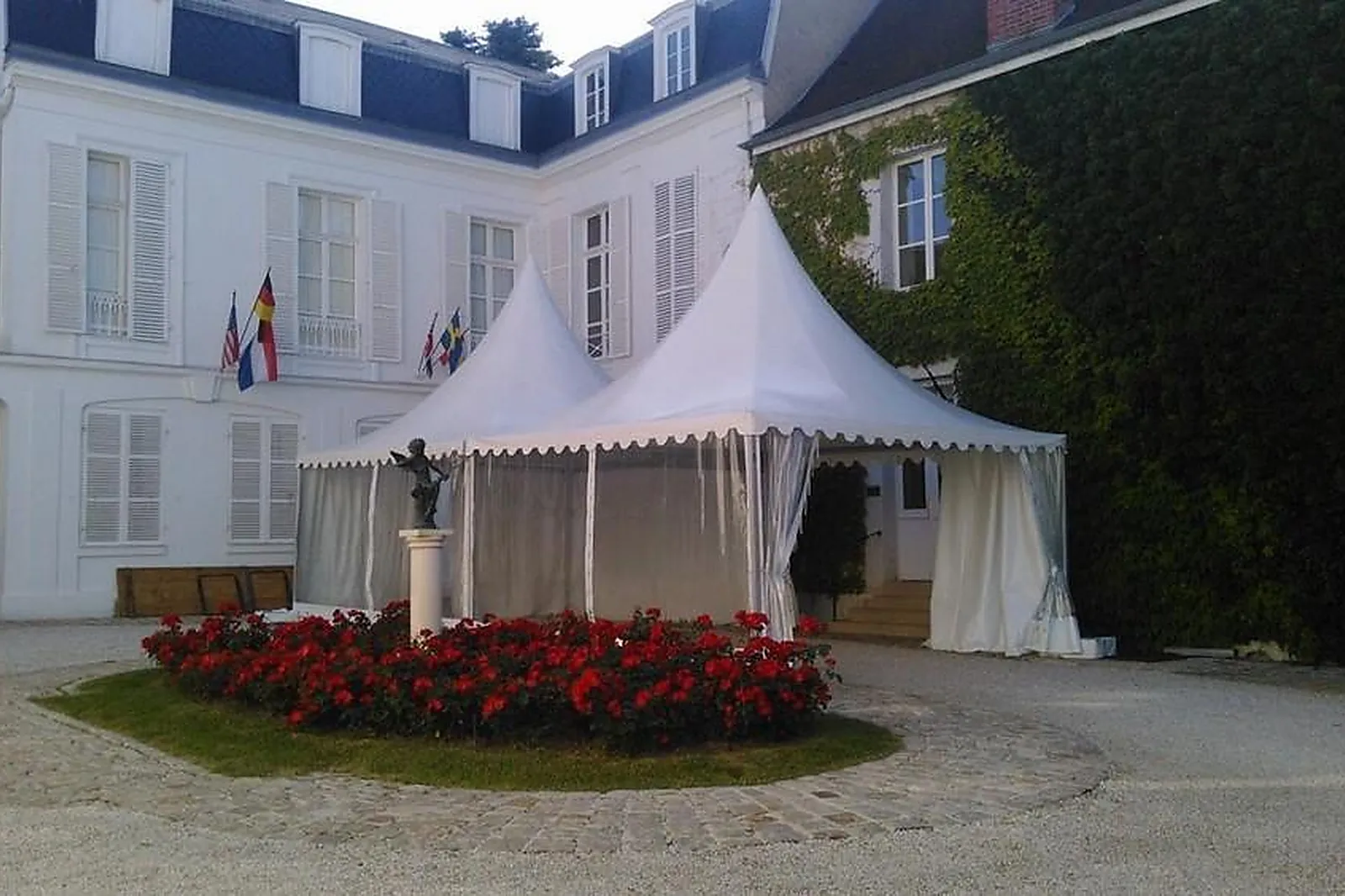 Tente et Chapiteau, TENTES ET CHAPITEAUX - SAINT GIBRIEN (MARNE) : SPLATCH 51