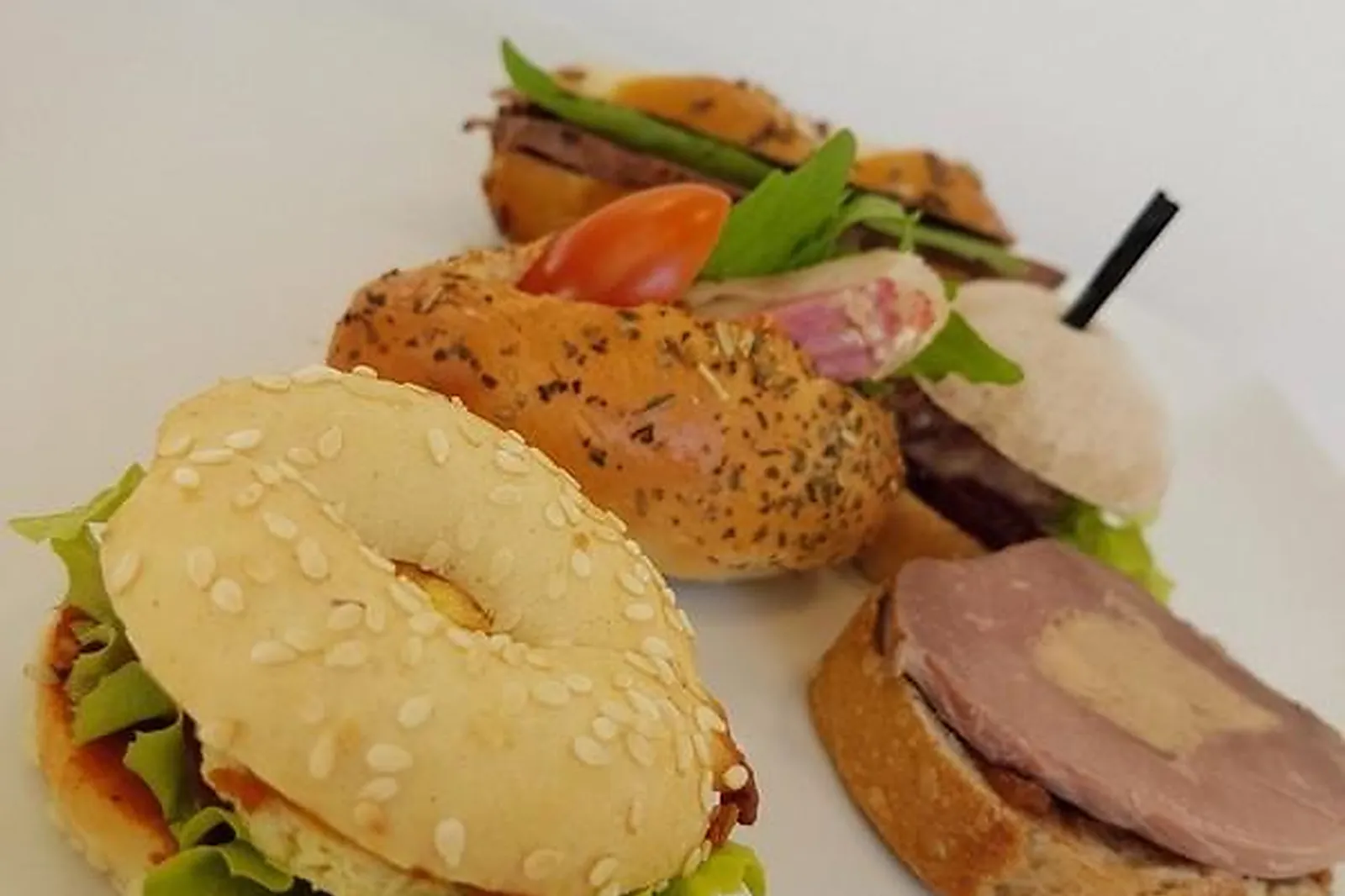 Languedoc-Roussillon-Midi-Pyrénées, TRAITEURS - ALBI (TARN) : DÉCLINAISON TRAITEUR