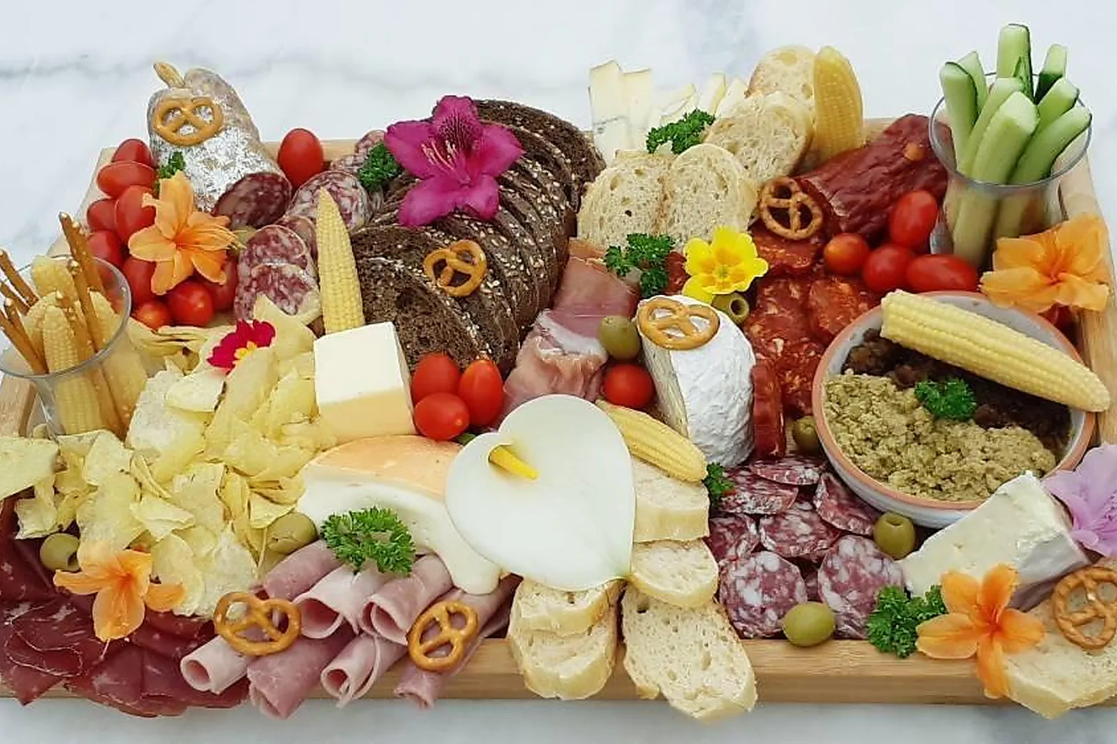 Nord-Pas-de-Calais-Picardie, TRAITEURS - AMBLENY (AISNE) : AUX SAVEURS DE KARINE