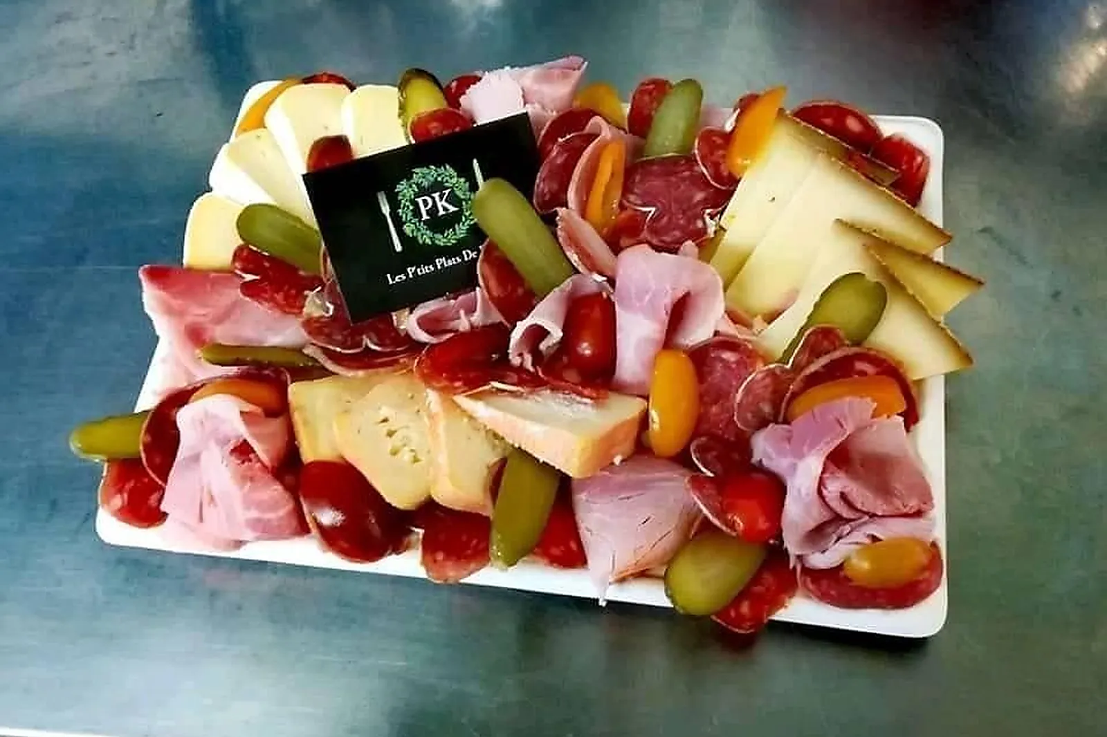 Nord-Pas-de-Calais-Picardie, TRAITEURS - AMIENS (SOMME) : LES PTITS PLATS DE PIERRICK