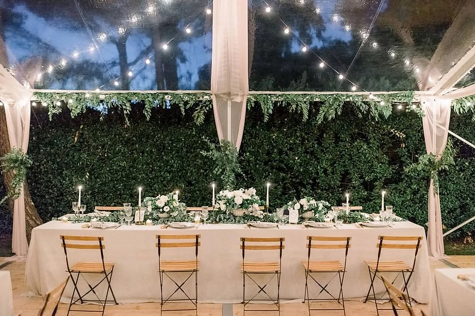 Aquitaine-Limousin-Poitou-Charentes, TRAITEURS - ANDERNOS-LES-BAINS (GIRONDE) : AU PLAISIR DES PAPILLES