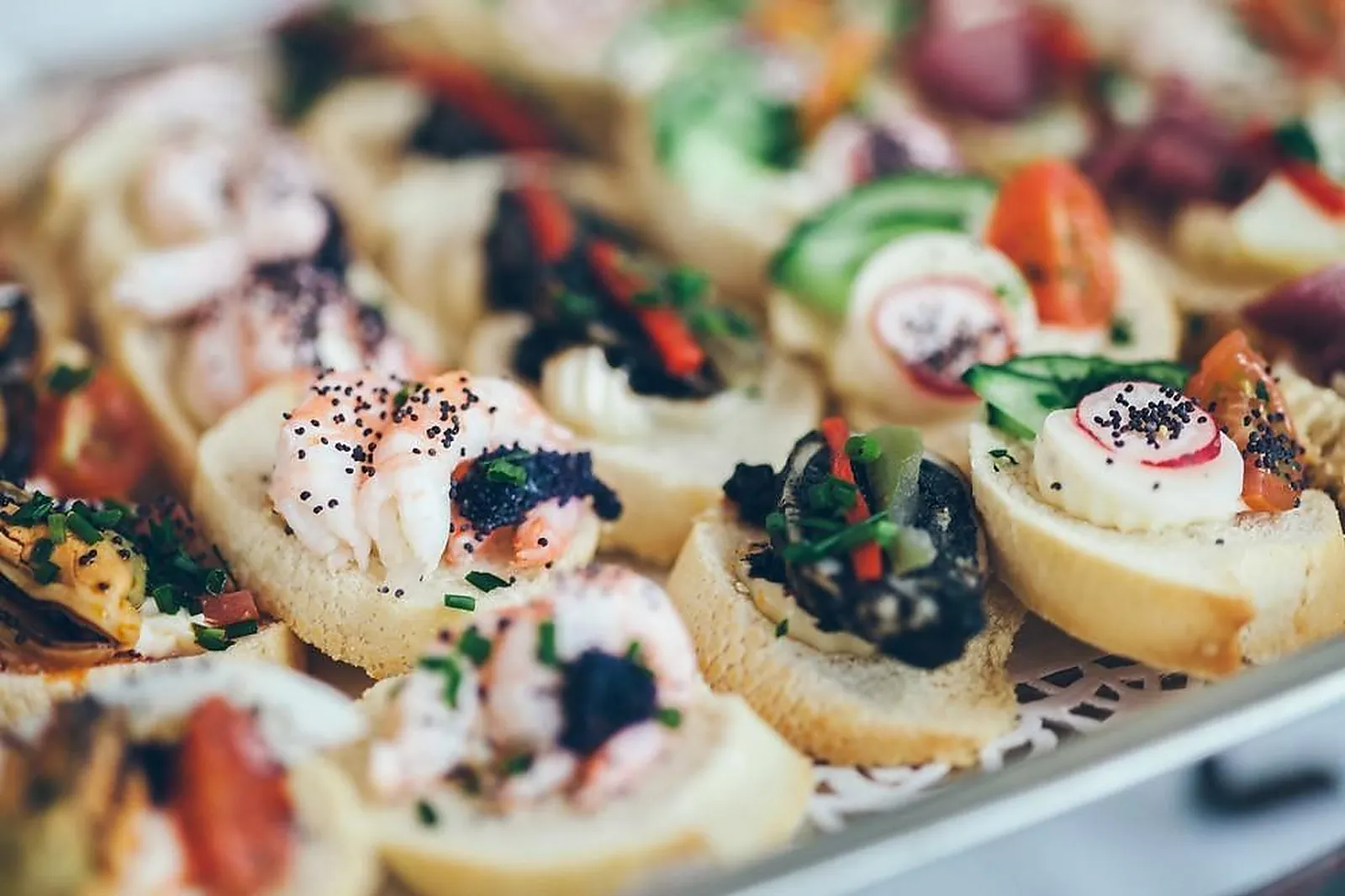 Aquitaine-Limousin-Poitou-Charentes, TRAITEURS - ANGLET (PYRÉNÉES-ATLANTIQUES) : MAISON PLUMAUZILLE