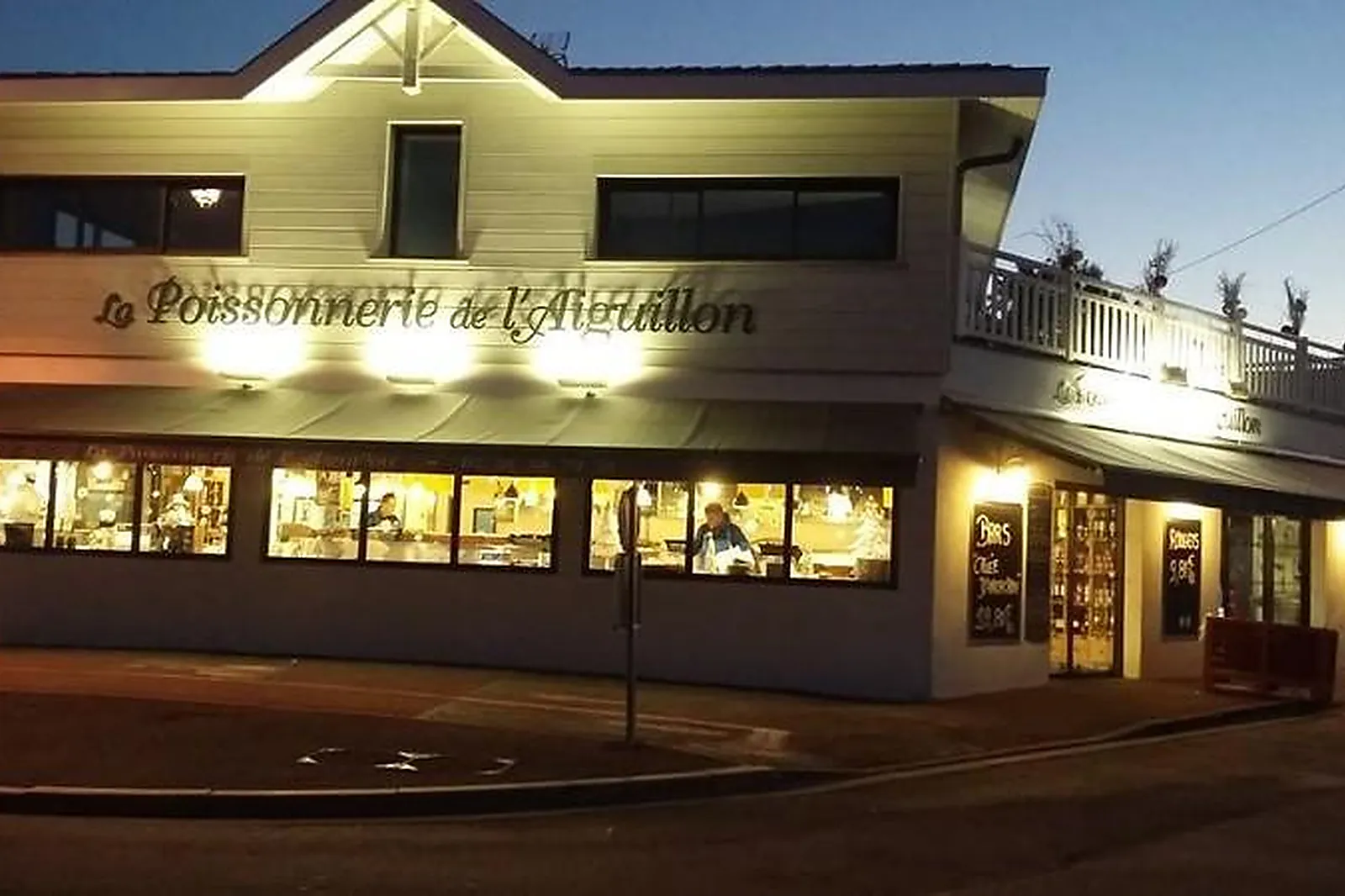 Aquitaine-Limousin-Poitou-Charentes, TRAITEURS - ARCACHON (GIRONDE) : POISSONNERIE DE L’AIGUILLON