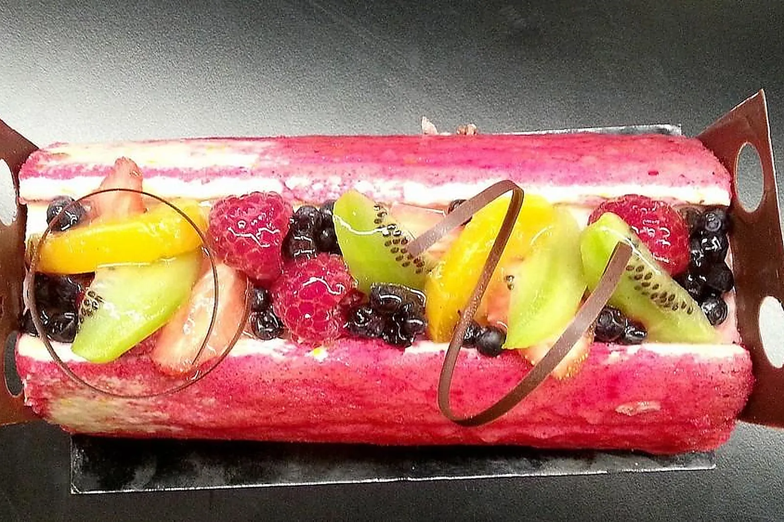 Aquitaine-Limousin-Poitou-Charentes, TRAITEURS - ARTHEZ-DE-BEARN (PYRÉNÉES-ATLANTIQUES) : BERTRAND BROUSSÉ