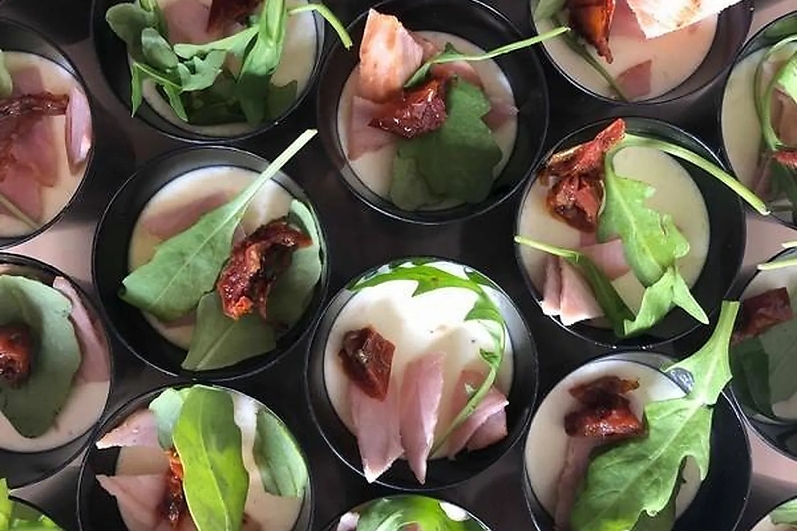 Provence-Alpes-Côte d'Azur, TRAITEURS - AUBAGNE (BOUCHES-DU-RHÔNE) : VERY GOOD TRUCK