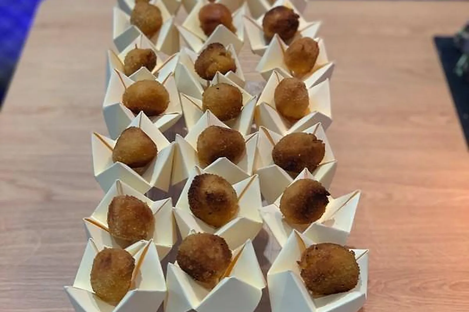 Provence-Alpes-Côte d'Azur, TRAITEURS - AUBAGNE (BOUCHES-DU-RHÔNE) : VERY GOOD TRUCK