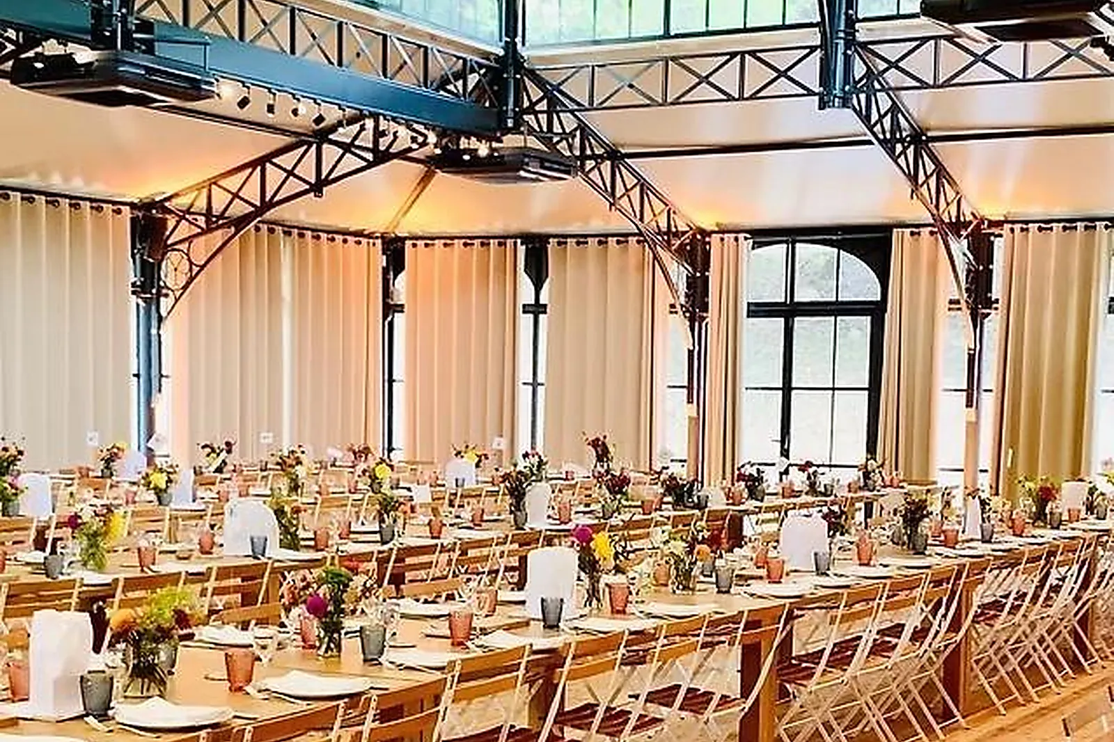 Provence-Alpes-Côte d'Azur, TRAITEURS - AVIGNON (VAUCLUSE) : JANETTE TRAITEUR